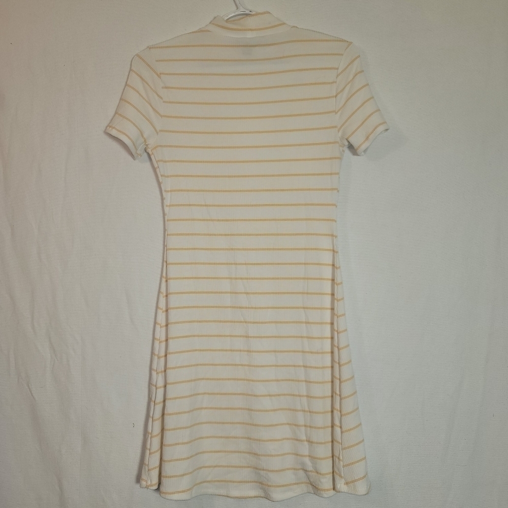 154. Forever 21 Dress Sz M - Picture 2 of 5